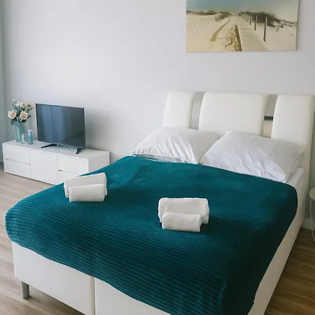 Portlove Колобжег